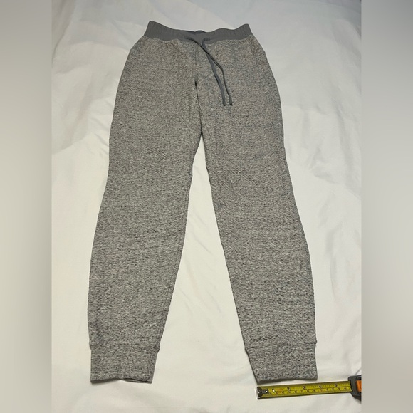 Lululemon At Ease Jogger - Picture 11 of 15